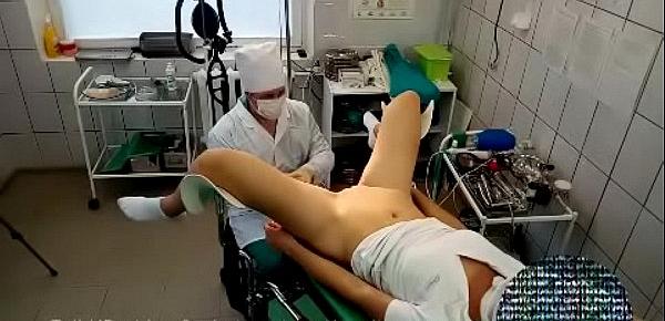  Orgasm on the gynecological chair